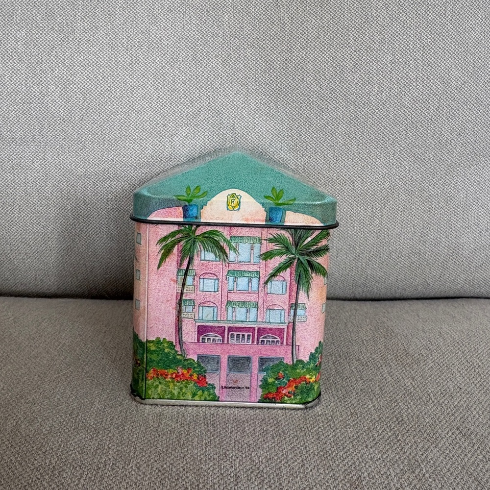 *RARE* Vintage Royal Hawaiian Tin/Container box - Picture 4 of 5